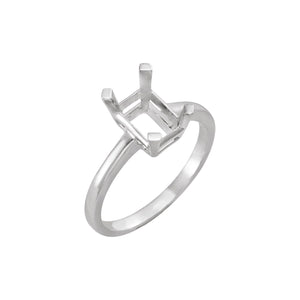 Solitaire Ring · 0.5–3 ct — 18K White Gold
