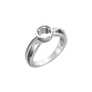 Bezel-Set Solitaire Engagement Ring · 0.5–1.5 ct — Sterling Silver