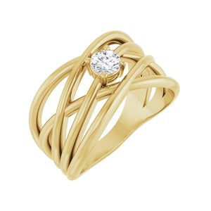 Solitaire Criss-Cross Ring · 0.25–0.5 ct — 14K Yellow Gold