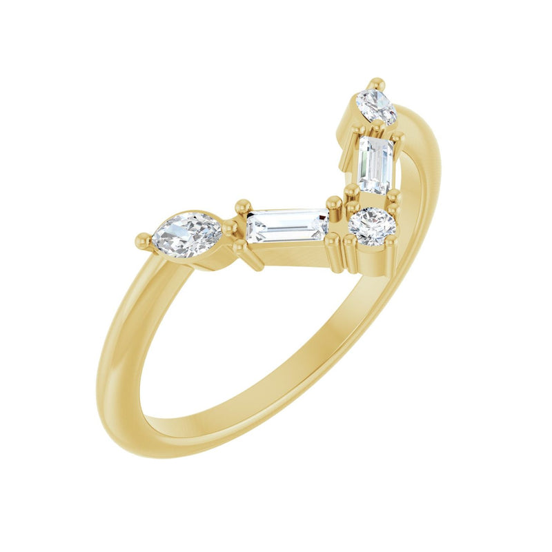 Accented V Ring · 0.25 ct — 14K Yellow Gold