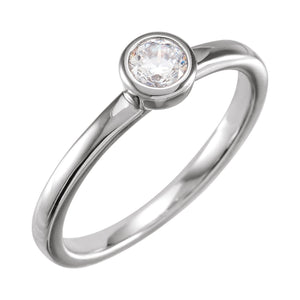 Bezel-Set Ring · 0.25–1 ct — 14K White Gold