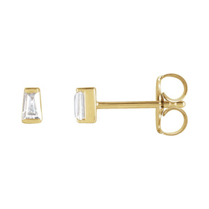 Tapered Baguette Channel-Set Stud Earrings · 0.13–0.2 ct — 14K Yellow Gold